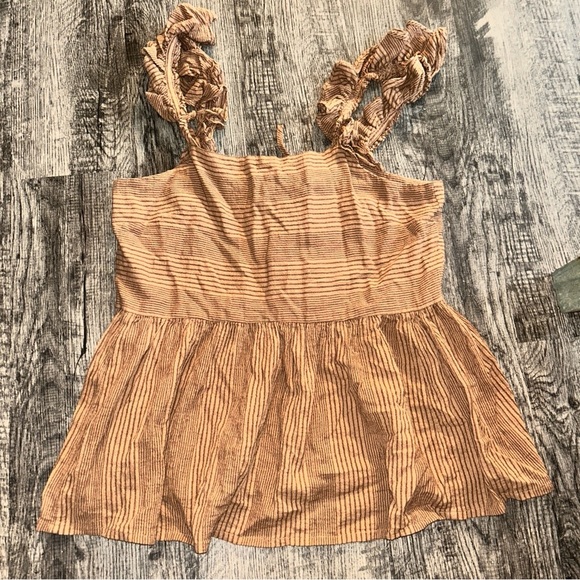 Women's Tan Sleeveless Top - Picture 1 of 6